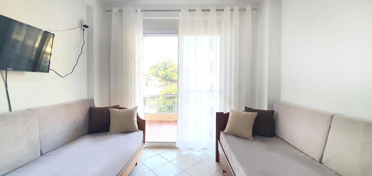 Sea & Sun Apartment Durrës Eksteriør bilde