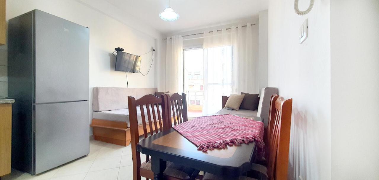 Sea & Sun Apartment Durrës Eksteriør bilde