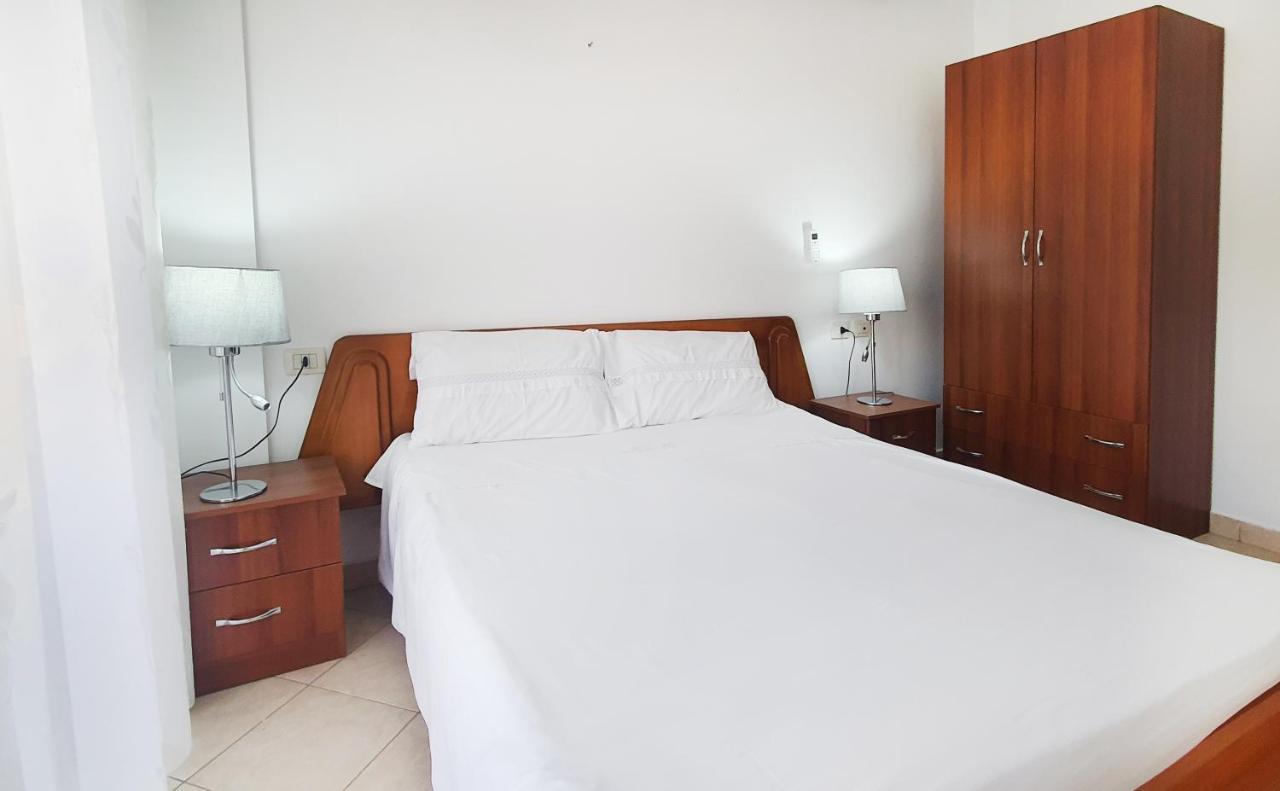 Sea & Sun Apartment Durrës Eksteriør bilde